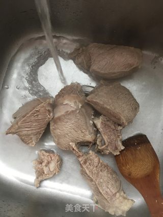 “清肠食谱”玉带牛肉丝的做法步骤：3