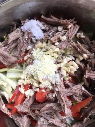 “清肠食谱”玉带牛肉丝的做法步骤：15
