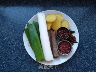 清煮牛腱子的做法步骤:3