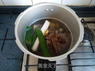 清煮牛腱子的做法步骤:6