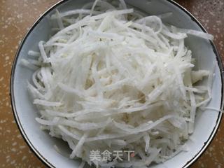萝卜丝鸡蛋煎饼的做法步骤：2
