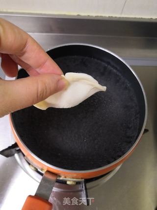 莲藕猪肉水饺的做法步骤:13