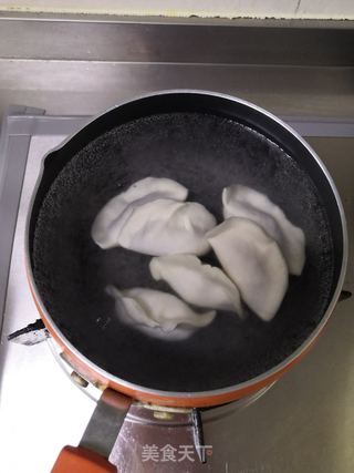 莲藕猪肉水饺的做法步骤:14