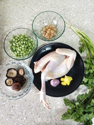 香菇豌豆滑鸡粥的做法步骤:2