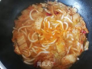 金针菇泡菜乌冬面的做法步骤：9