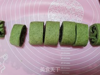 艾草蜜豆如意卷的做法步骤:5