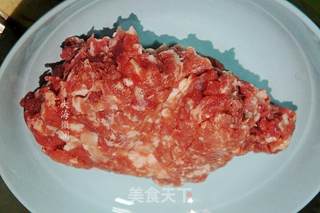 香辣香菇肉酱的做法步骤:2