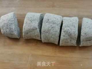 黑芝麻馒头的做法步骤:6