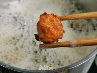 红红火火炸肉丸的做法步骤:5