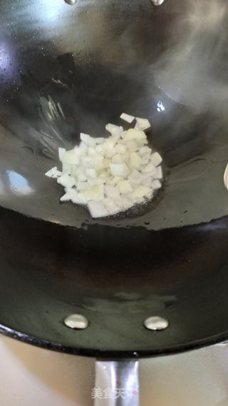 鸿运当头红菜汤的做法步骤:2