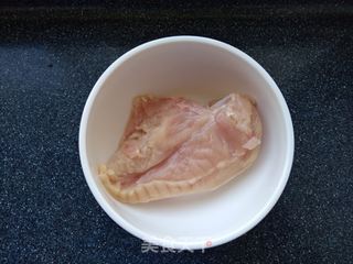  鸡胸肉丸汤的做法步骤：1