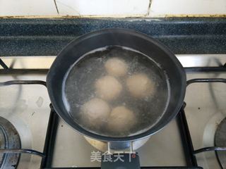 鸡胸肉丸汤的做法步骤:8
