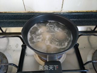 鸡胸肉丸汤的做法步骤:9