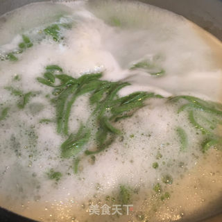 美味菠菜面的做法步骤：8