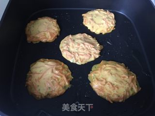 胡萝卜鸡蛋饼的做法步骤：7