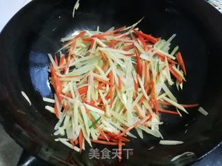 三丝鸡肉卷的做法步骤:8