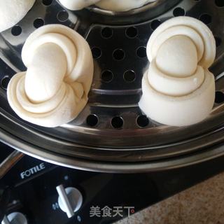 元宝馒头的做法步骤:9