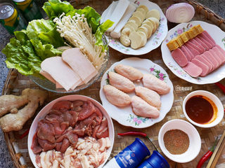 疫情期间不外出,在家吃烧烤,食材丰盛有食欲的做法步骤:8