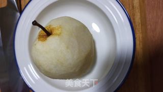红酒梨的做法步骤：1