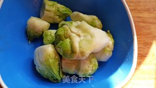 肉片炒儿菜的做法步骤：1