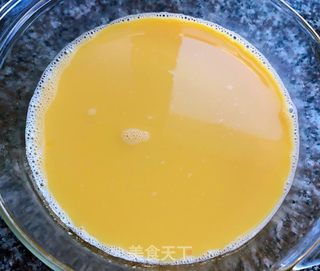 #虾爬肉菠菜蒸蛋羹的做法图解4