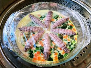 #虾爬肉菠菜蒸蛋羹的做法图解11