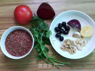 甜菜根拌红米饭的做法步骤：1