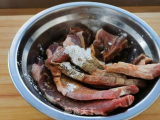 #香煎牛仔骨的做法图解3