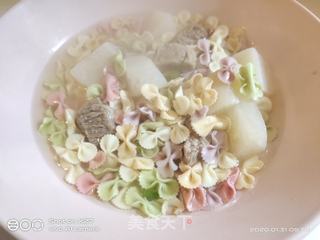 牛腩萝卜蝴蝶面的做法步骤：4