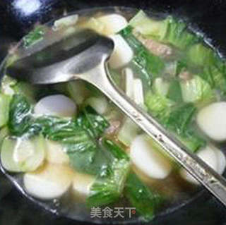 红烧肉青菜年糕汤的做法步骤：10