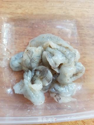 泡菜虾仁寿司卷的做法步骤:2