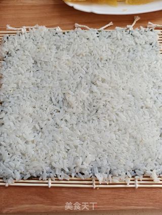 泡菜虾仁寿司卷的做法步骤:9