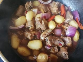 小土豆洋葱炖排骨的做法步骤：18