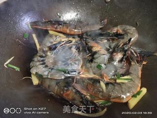 红烧大虾的做法步骤：4