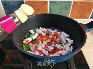 爆炒鱿鱼的做法步骤:7