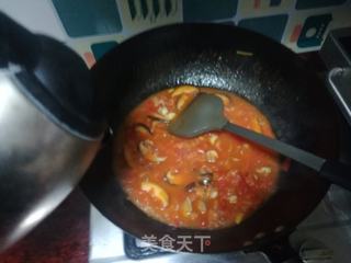 扇贝肉茄汁蝴蝶面的做法步骤：11
