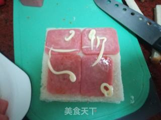 鸡蛋香肠三明治的做法步骤:9
