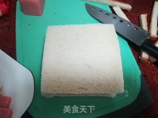 鸡蛋香肠三明治的做法步骤:10