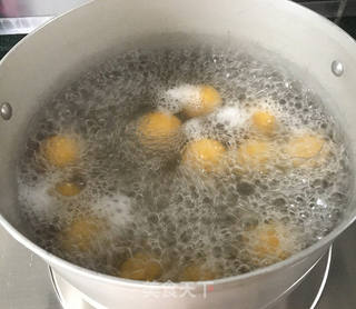 南瓜豆沙汤圆的做法步骤:12
