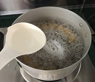 南瓜豆沙汤圆的做法步骤:11