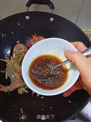 洋葱黑椒虎虾的做法步骤:9