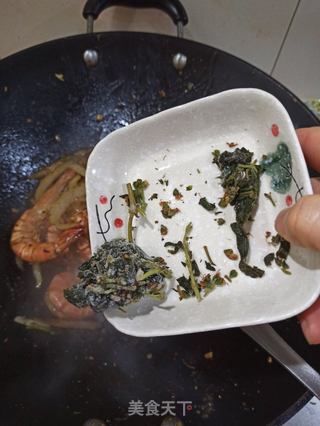 洋葱黑椒虎虾的做法步骤:10