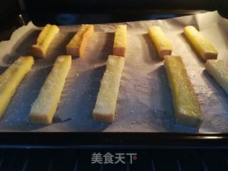 黄油吐司条的做法步骤:5