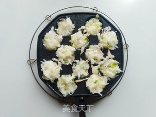 虾皮萝卜丝丸子的做法步骤:7