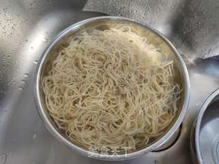 酱油炒面的做法步骤:4