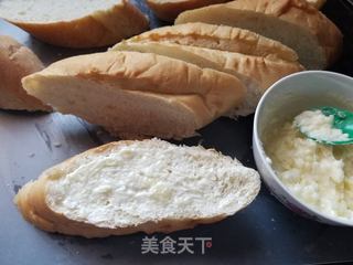 蒜蓉黄油面包的做法步骤：5