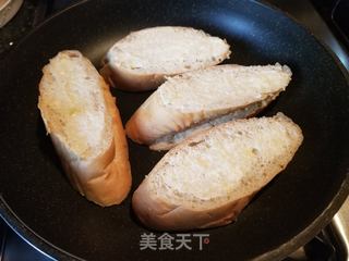 蒜蓉黄油面包的做法步骤：7