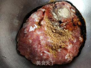 三文鱼牛肉米饭堡的做法步骤:3