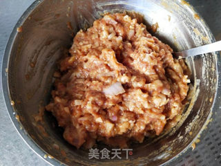 三文鱼牛肉米饭堡的做法步骤:6