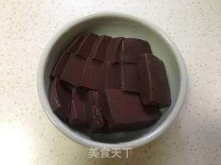菠菜羊血汤的做法步骤:2